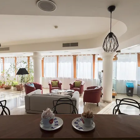 La Baia Otel 3*