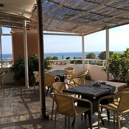 La Baia Готель 3*