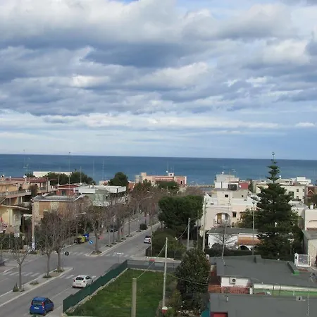 Готель La Baia